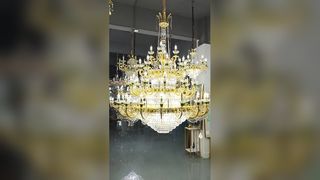 Visualizza la demo della sorgente luminosa E14 per lampadari commerciali in ottone di alta qualità