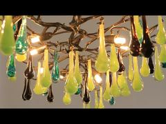 Uno Sguardo Più da Vicino: Lampadari per il Salotto in Cristallo, Moderni e Lussuosi, per l'Atrio Rotondo Sospeso