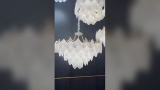Lampadario di cristallo moderno montato a soffitto elegante e lussuoso per la decorazione domestica