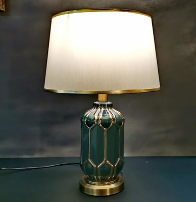 lampade da tavolo ceramiche bianche di 4000K 6000K per la luce dello scrittorio del salone D360*H650 LED