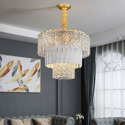 Processi moderni triangolari tricolori di Crystal Chandelier Gold Finish Multiple