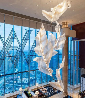 Lumiere a base di foglie su misura Grandi candelabri per la hall di ingresso Illuminazione moderna per la decorazione in vetro