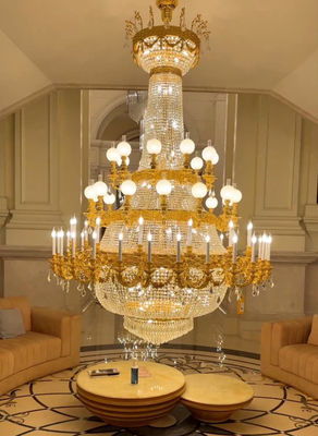 Candelabri contemporanei personalizzati extra grandi con pendenti di cristallo di fascia alta