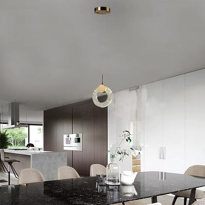 Minimalista luce lusso master camera da letto lampadario lato letto rettilineo sfondo rosso parete lampada di cristallo lunga linea bar piccolo lampadario moderno semplice