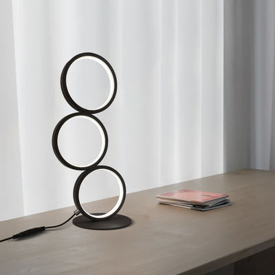 Lampada da tavolo in metallo elegante a tre anelli per il soggiorno camera da letto hotel club illuminazione moderna lampada da tavolo in alluminio dimmabile