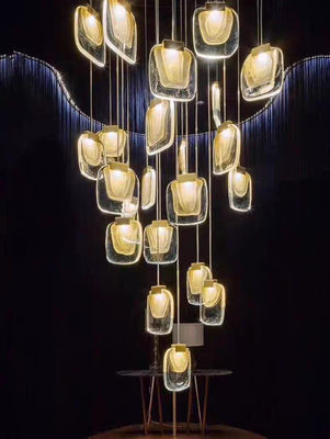 Nordic Light Luxury Designer LED Light Strip Lampada di cristallo per il salotto Sala da pranzo Villa Scalinata