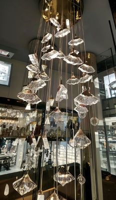 Lustre di cristallo di lusso a forma di ventaglio a soffitto alto lunghi lampadari per la decorazione di alberghi