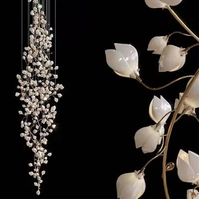 Moderno Petali di Magnolia Bianca Albero di ramo in ceramica LED Project Pendant Light Lampada per il salotto dell'hotel