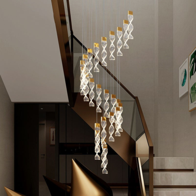 Decorazione moderna in acrilico per soggiorno e ristorante, lampada a sospensione a cristallo con anelli sfalsati e design moderno